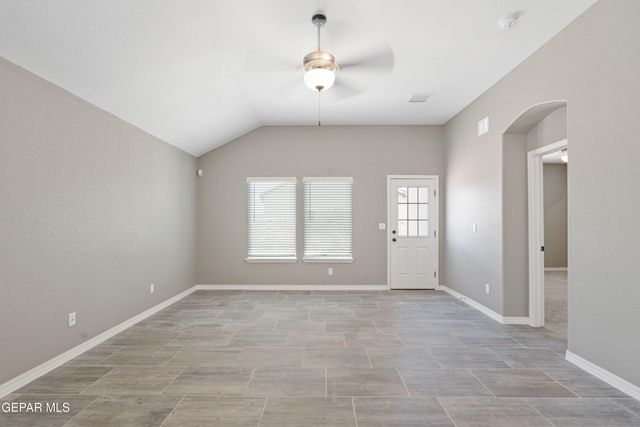 13941 Summer Wave Avenue, El Paso, TX 79928