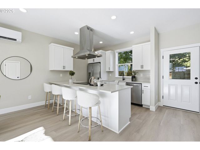 5222 Se Ramona St, Portland, OR 97206