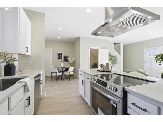 5222 Se Ramona St, Portland, OR 97206