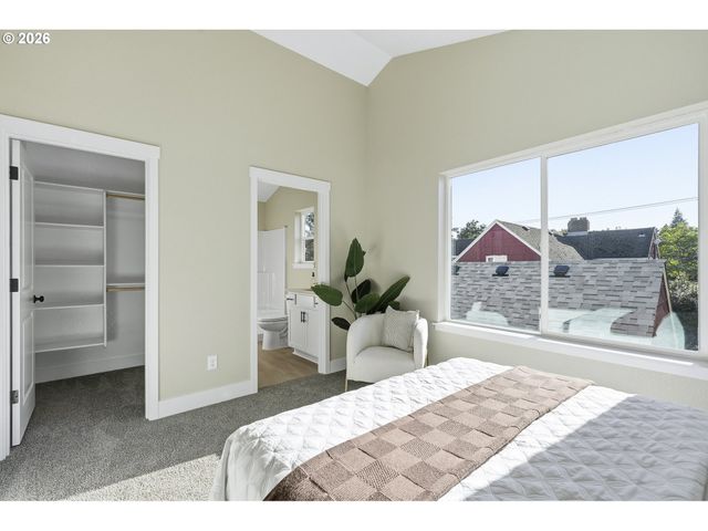 5222 Se Ramona St, Portland, OR 97206