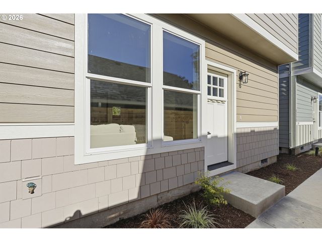 5222 Se Ramona St, Portland, OR 97206