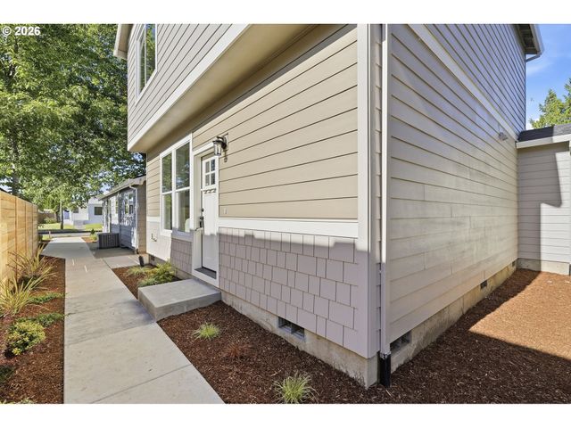 5222 Se Ramona St, Portland, OR 97206