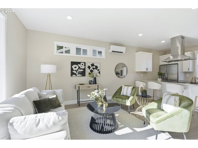 5222 Se Ramona St, Portland, OR 97206