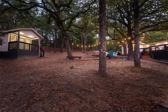 251 Queens Drive, Pottsboro, TX 75076