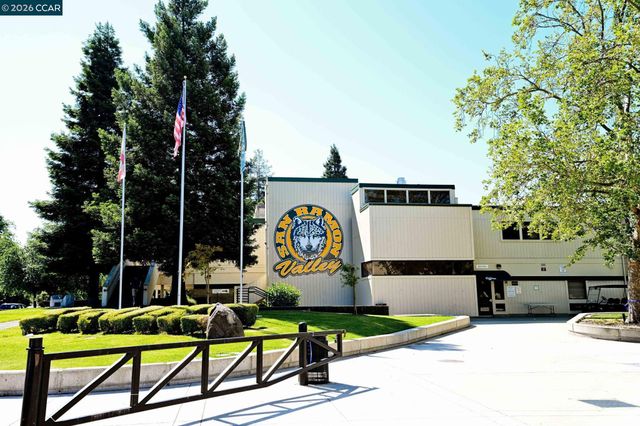 48 Danville Oak Pl, Danville, CA 94526