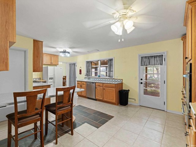 7126 Red Wing Drive, Evansville, IN 47715