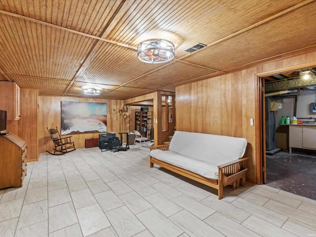 7126 Red Wing Drive, Evansville, IN 47715