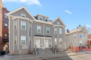 6 W Cottage St 1, Boston, MA 02125