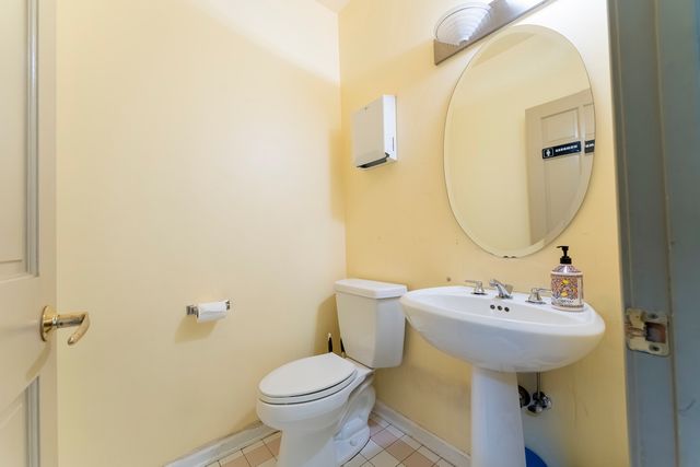 2836 N Southport Avenue G, Chicago, IL 60657