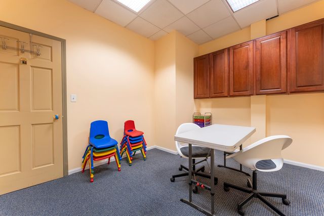 2836 N Southport Avenue G, Chicago, IL 60657