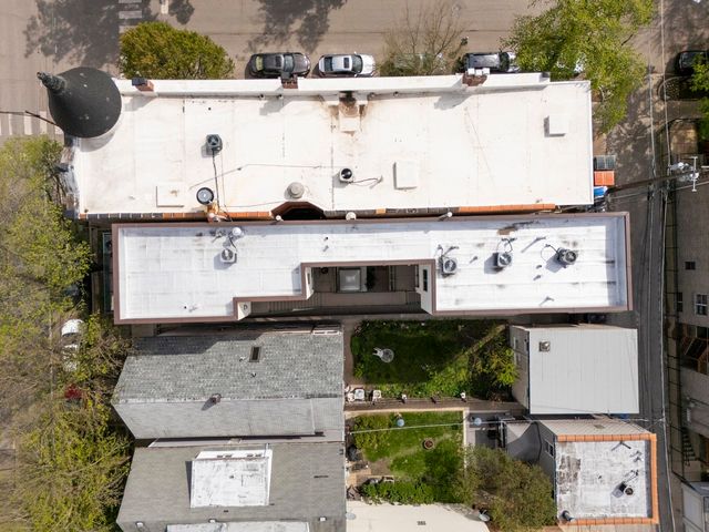 2836 N Southport Avenue G, Chicago, IL 60657