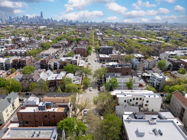 2836 N Southport Avenue G, Chicago, IL 60657
