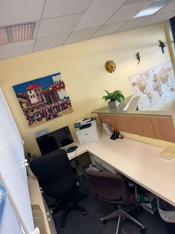 2836 N Southport Avenue G, Chicago, IL 60657