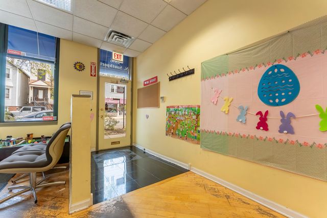 2836 N Southport Avenue G, Chicago, IL 60657
