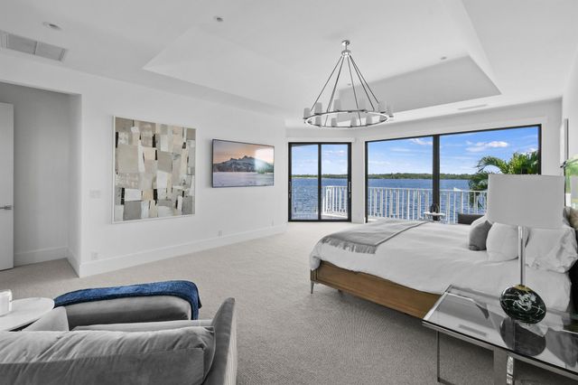 101 Bowsprit Drive, North Palm Beach, FL 33408