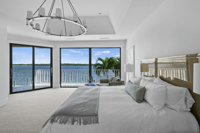 101 Bowsprit Drive, North Palm Beach, FL 33408