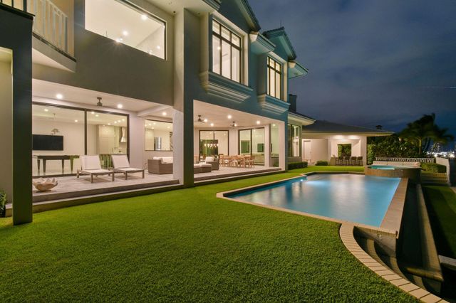 101 Bowsprit Drive, North Palm Beach, FL 33408