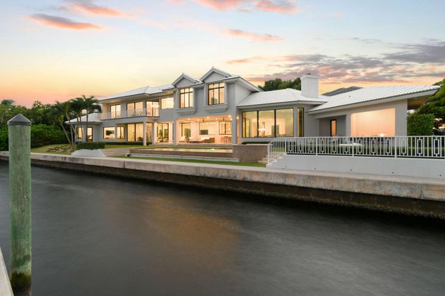 101 Bowsprit Drive, North Palm Beach, FL 33408