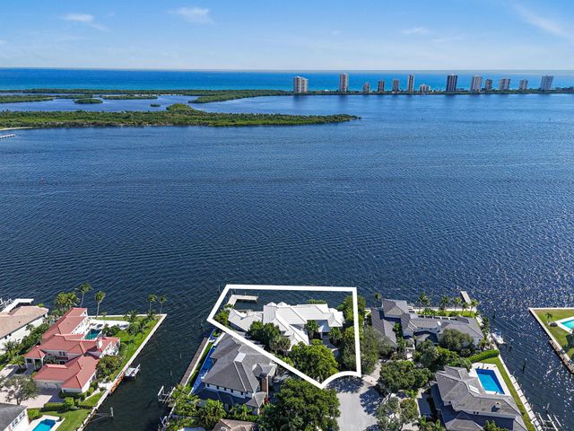 101 Bowsprit Drive, North Palm Beach, FL 33408