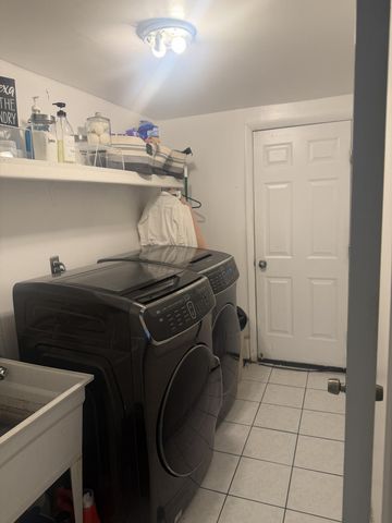 3966 Iverness Lane, West Bloomfield, MI 48323