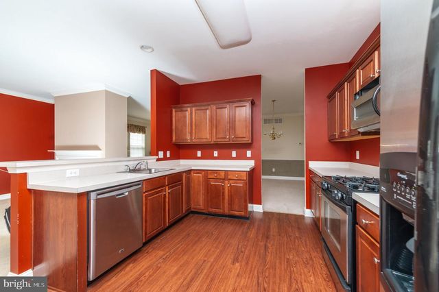 49 SHELLY ST, Sicklerville, NJ 08081