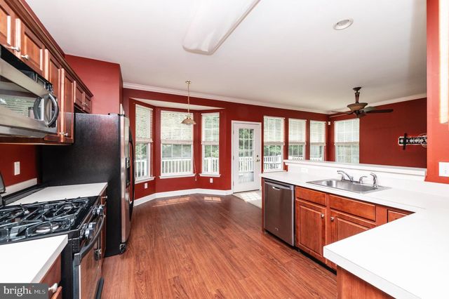 49 SHELLY ST, Sicklerville, NJ 08081