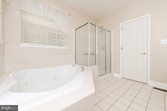 49 SHELLY ST, Sicklerville, NJ 08081