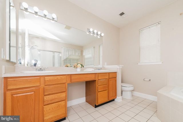 49 SHELLY ST, Sicklerville, NJ 08081