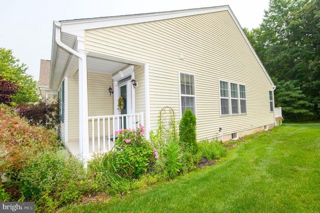 49 SHELLY ST, Sicklerville, NJ 08081