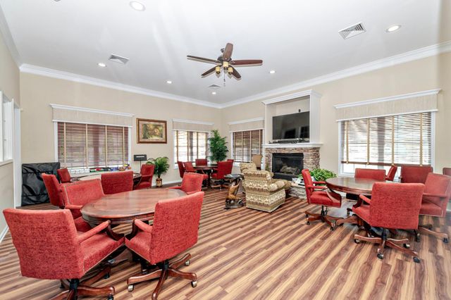 49 SHELLY ST, Sicklerville, NJ 08081