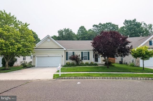 49 SHELLY ST, Sicklerville, NJ 08081