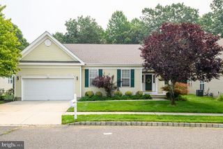 49 SHELLY ST, Sicklerville, NJ 08081