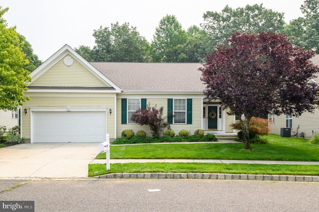 49 SHELLY ST, Sicklerville, NJ 08081