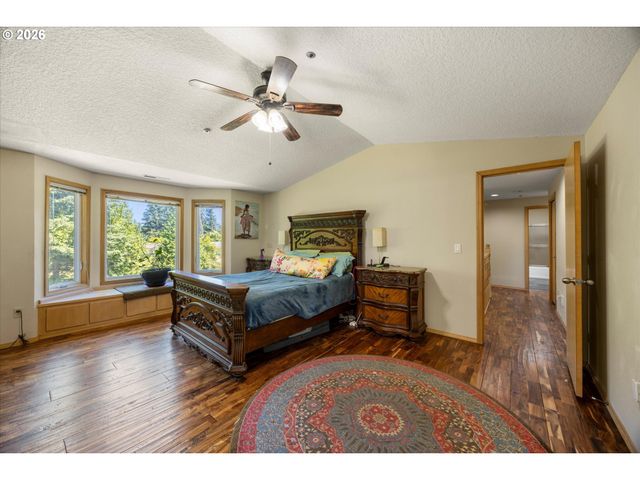 721 Nw 58TH St, Vancouver, WA 98663