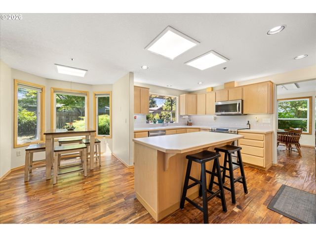 721 Nw 58TH St, Vancouver, WA 98663