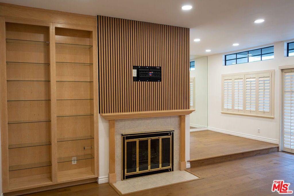 Image 1 of property listing at 4543 Willis Avenue 102, Sherman Oaks, CA 91403