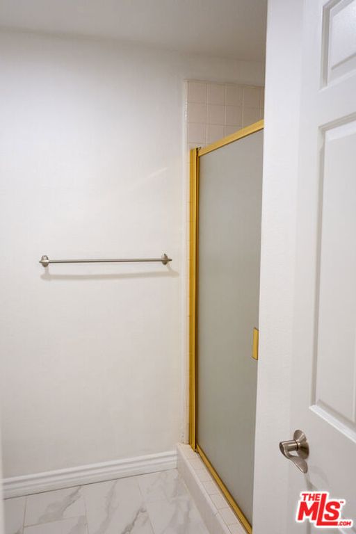 Image 19 of property listing at 4543 Willis Avenue 102, Sherman Oaks, CA 91403