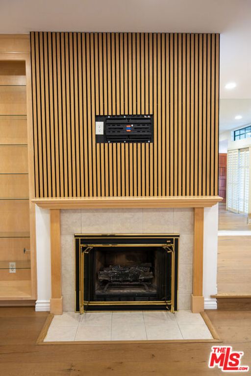 Image 4 of property listing at 4543 Willis Avenue 102, Sherman Oaks, CA 91403