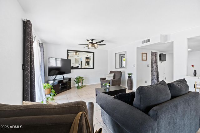 5004 W KALER Drive, Glendale, AZ 85301