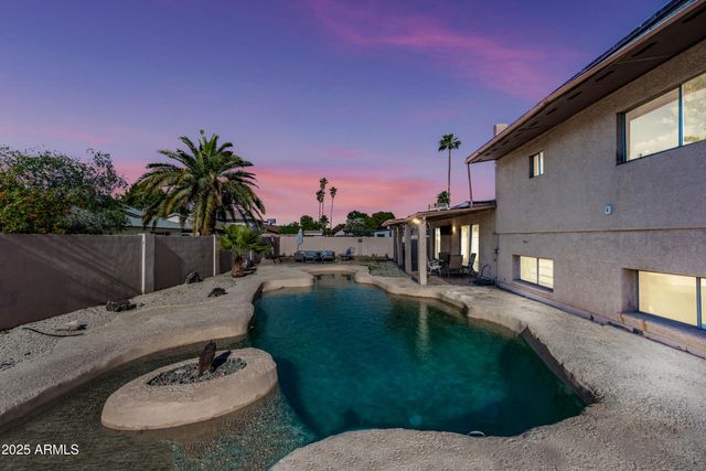 5004 W KALER Drive, Glendale, AZ 85301