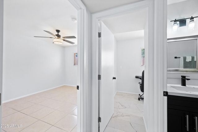 5004 W KALER Drive, Glendale, AZ 85301