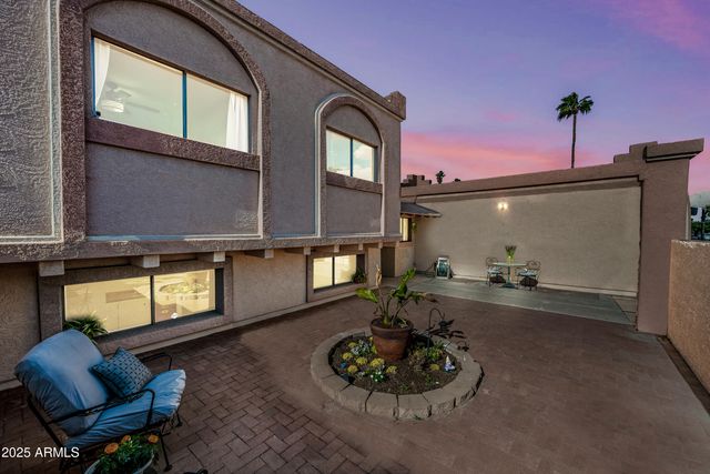 5004 W KALER Drive, Glendale, AZ 85301