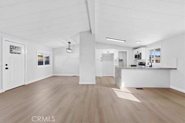 700 E Washington 82, Colton, CA 92324