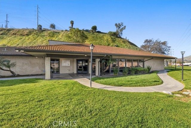 700 E Washington 82, Colton, CA 92324