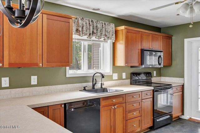 1343 7th Avenue, Watervliet, NY 12189