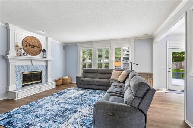 11302 W 132nd Terrace, Overland Park, KS 66213