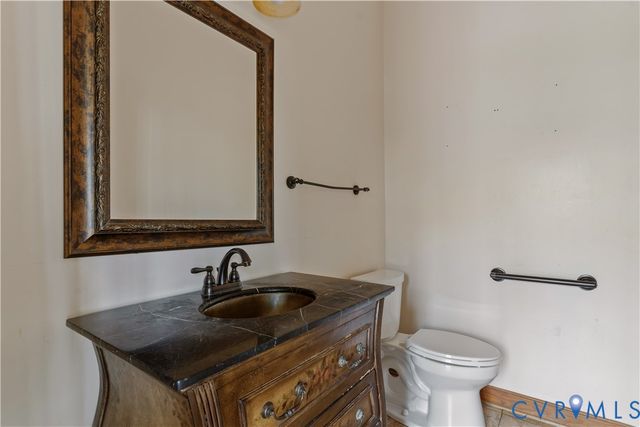 5809 Martin Glen Pl, Midlothian, VA 23112