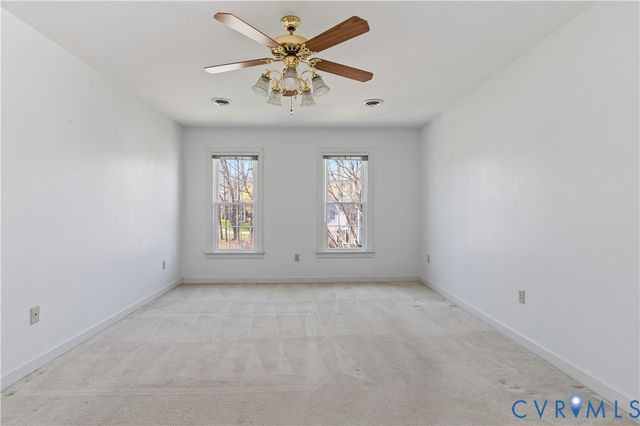 5809 Martin Glen Pl, Midlothian, VA 23112