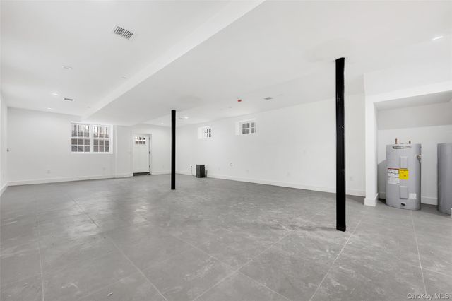 3824 215th Street, Bayside, NY 11361