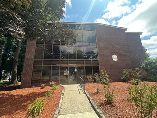 915 Edgell Rd 80A, Framingham, MA 01701